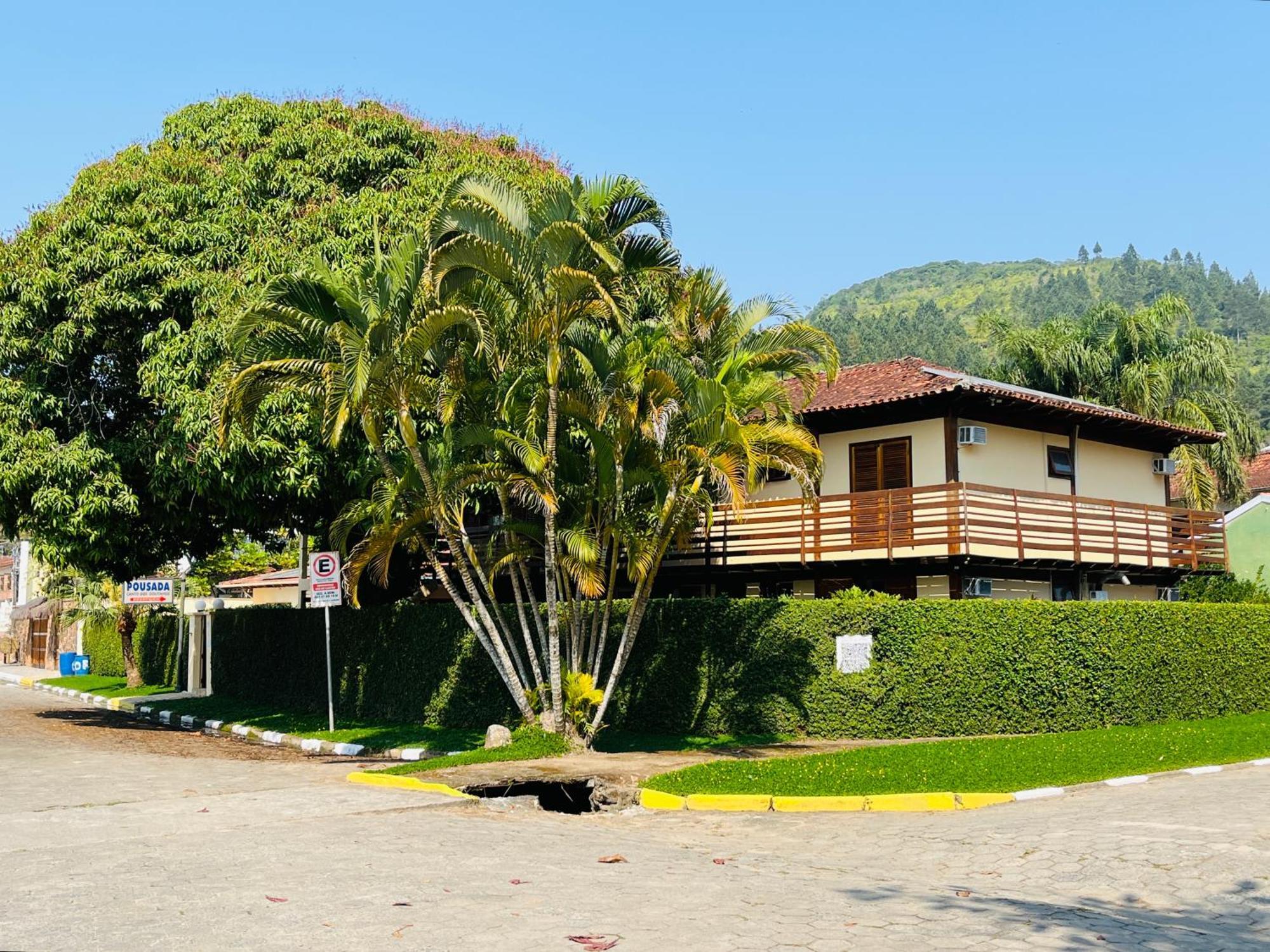 Pousada Canto Dos Golfinhos Ubatuba Exterior photo